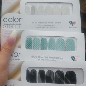 Colorstreet nail polish strips.